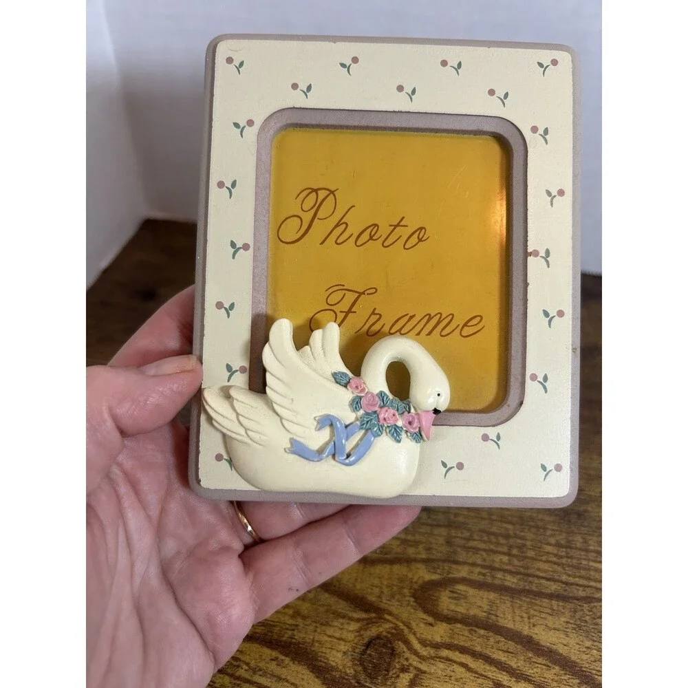 Vintage Swan Photo Picture Frame Pink Roses Cottagecore Shabby Chic 5x4 Decor